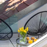 Luxattic